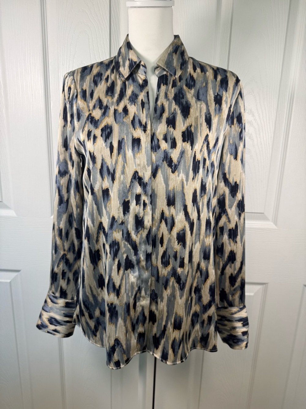 NIC+ZOE Misty Print Blouse in Blue & Cream with Gold Accents